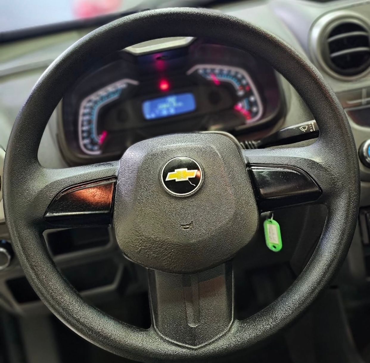 CHEVROLET MONTANA LS 1.4 ECONOFLEX 8V 2P MANUAL – 2013