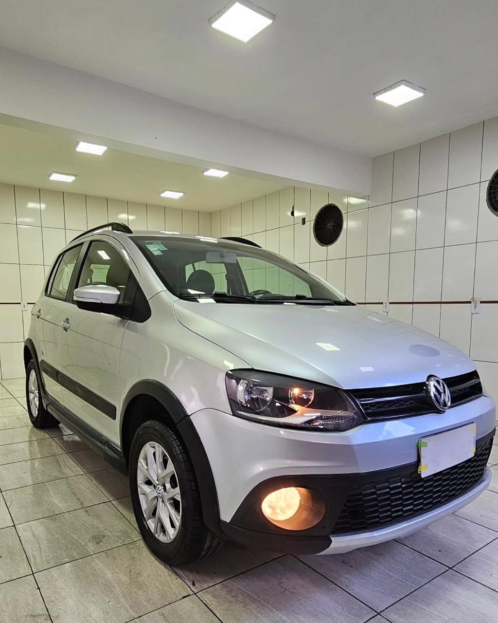 VW CROSSFOX 1.6 Mi TOTALFLEX 8V MANUAL 5P – 2014